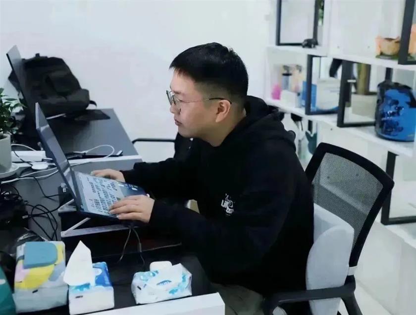 张1.jpg