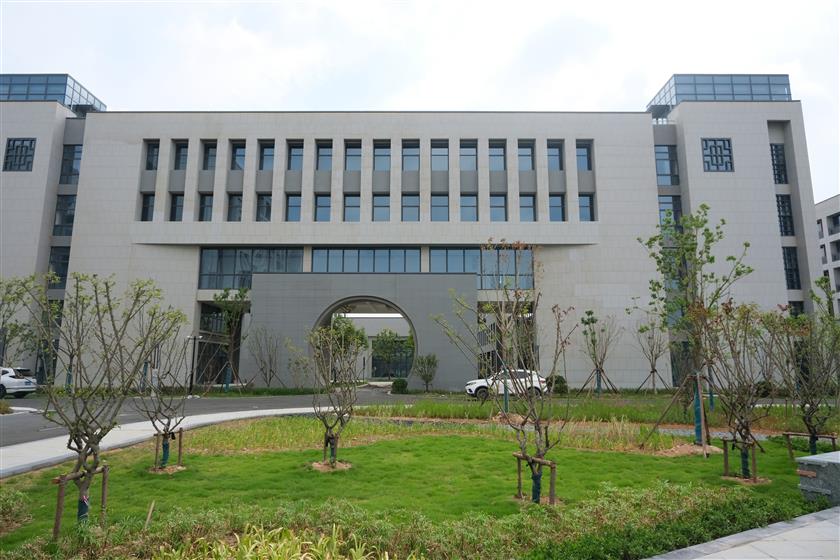 4教学实训楼.JPG